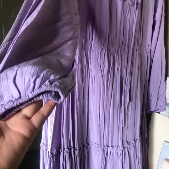 H&M ruffle trimmed dress - Picture 8 of 9